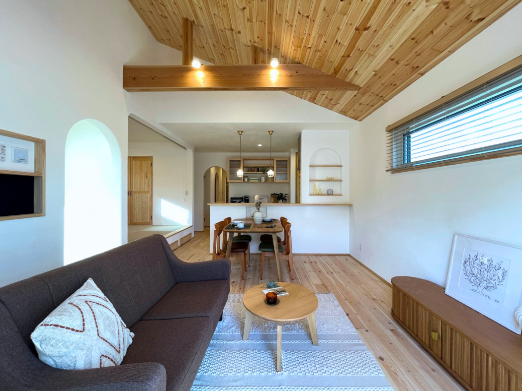 NEW【新築】勾配天井が心地よい、ナチュラルな平屋 画像