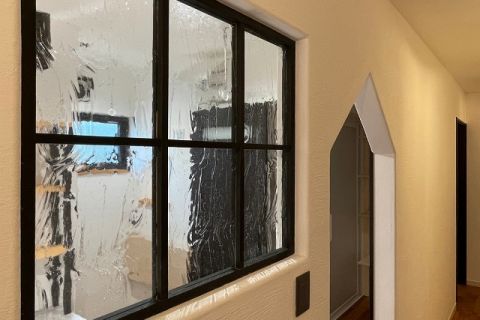 室内窓（ブラック） アイキャッチ画像