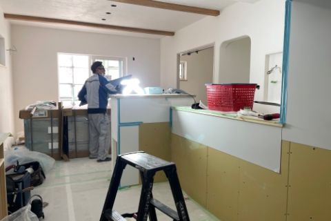 【2025.5.13】キッチン設置作業を行っております。