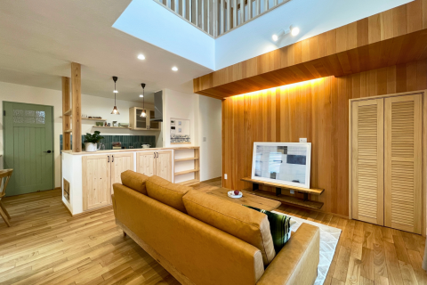 NEW【新築】吹き抜けから光が降り注ぐ、心地よい住まい