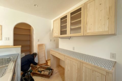 【2026.2.21】建具取付作業を行っております。