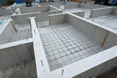 【2026.10.13】基礎工事中です。