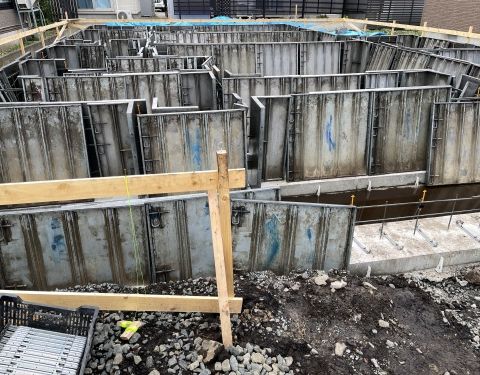 【2025.11.11】基礎工事中です。 アイキャッチ画像