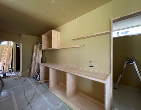 【2025.11.11】大工工事中です。 アイキャッチ画像