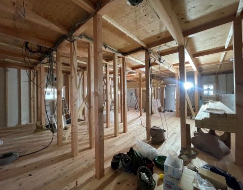 【2025.11.11】大工工事中です。 アイキャッチ画像