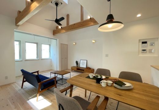 NEW【新築】ビルトインガレージのある住まい