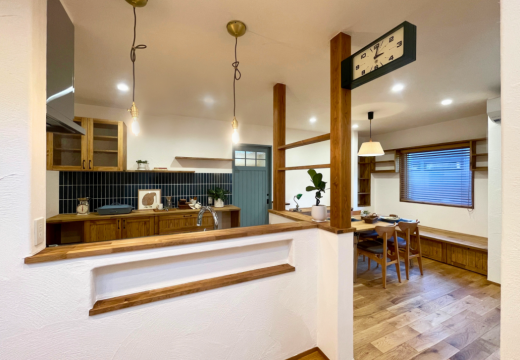 NEW【新築】“かっこよさ”と“温もり”が両立した住まい